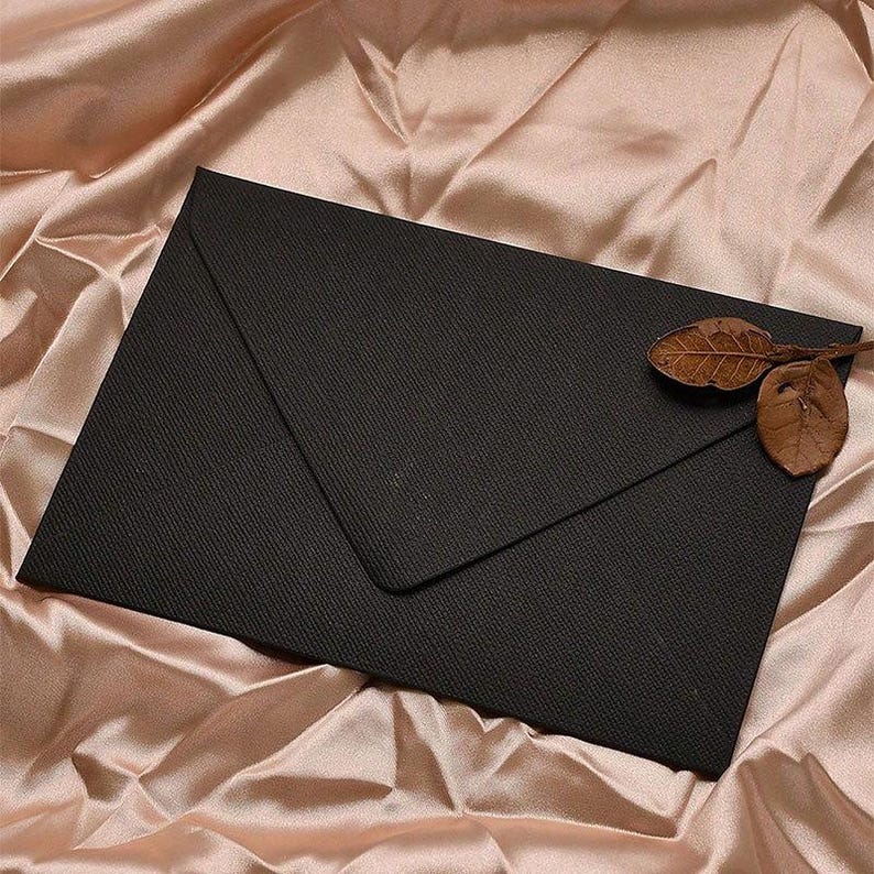 Crimson Linen Envelopes with Kraft Paper, Romantic Stationery Kit